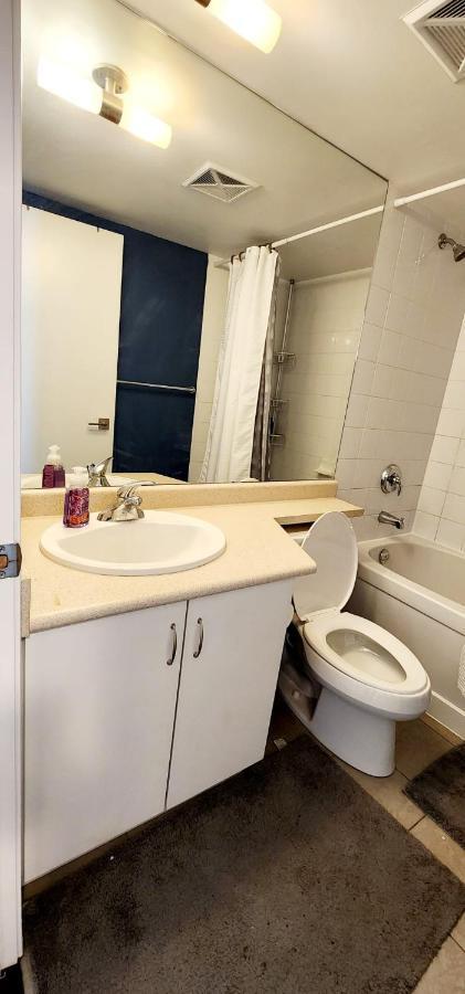 Lakefront Living Downtown Toronto - Free Parking, Gym, Indoor Pool Eksteriør bilde