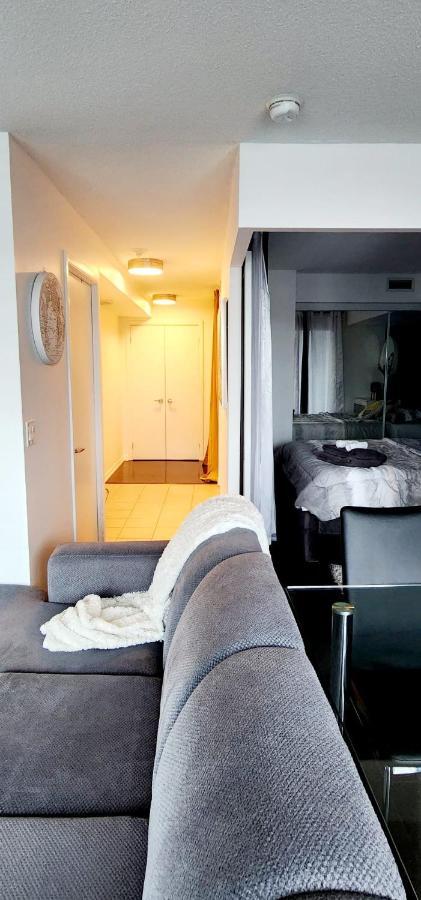 Lakefront Living Downtown Toronto - Free Parking, Gym, Indoor Pool Eksteriør bilde